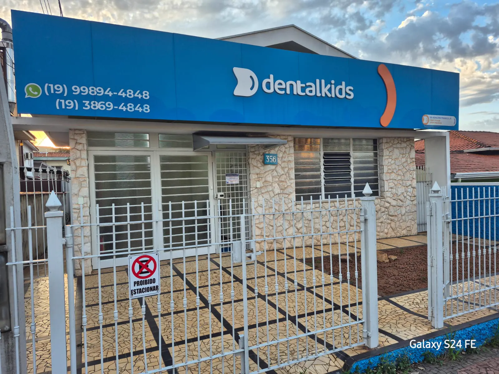 Fachada da DentalKids Valinhos